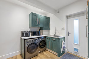 Photo 19- click for photo gallery